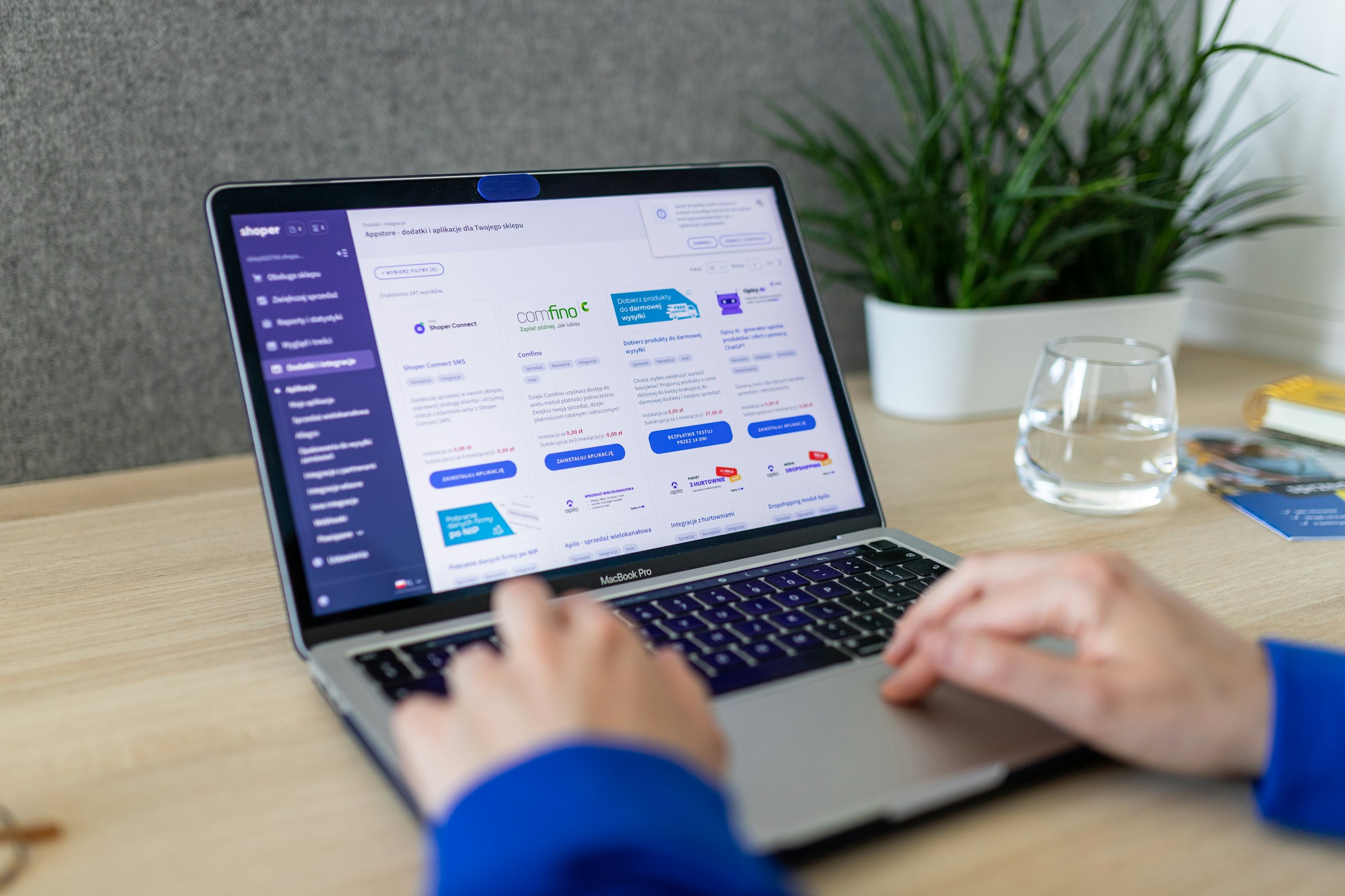 The Digital Toolbox: Essential Online Tools That Improve Productivity and Everyday Tech Life