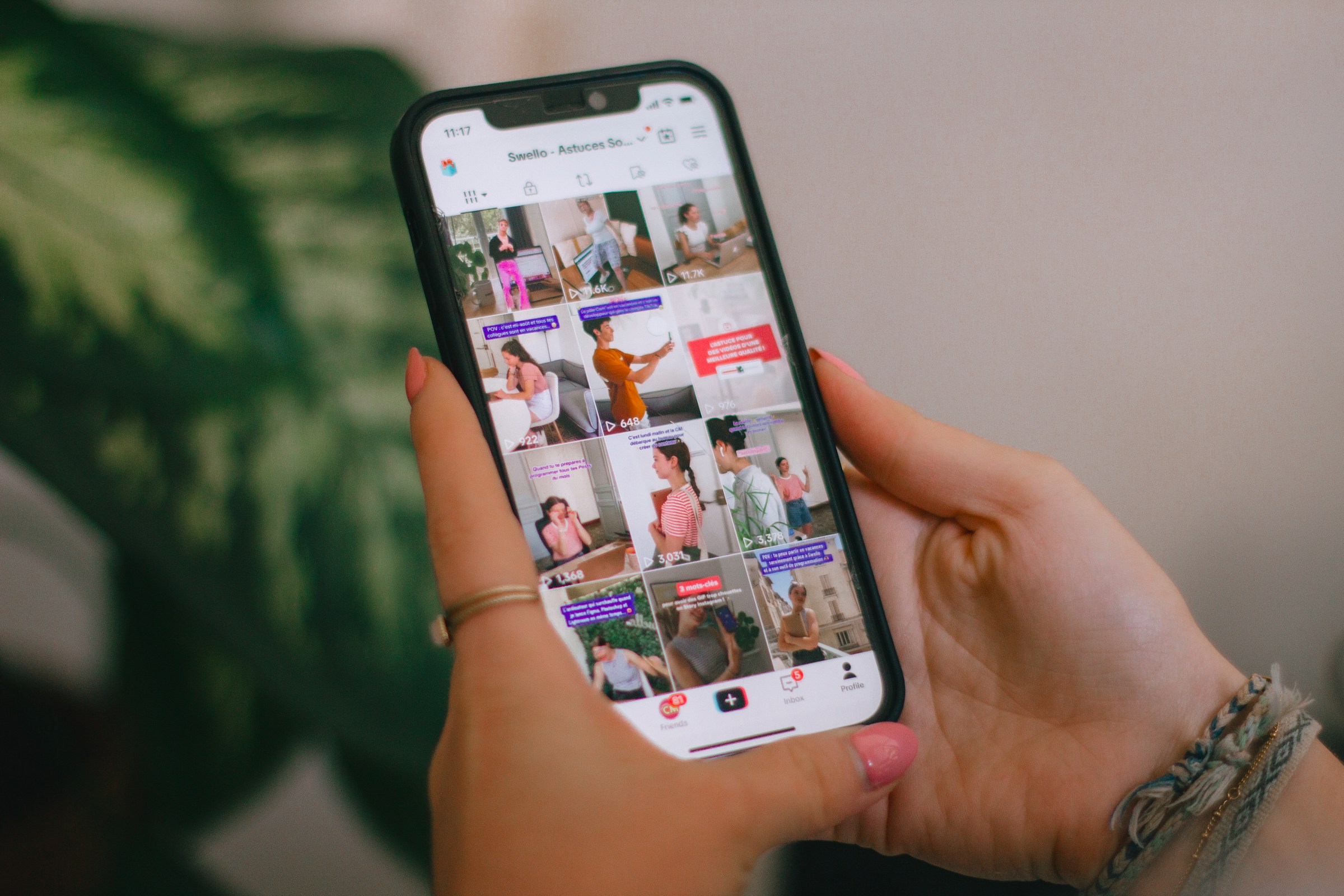 How an Addictive App Design Can Quietly Harm a Teenager's Mind
